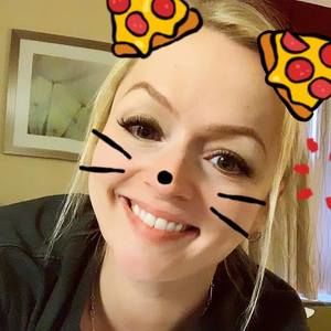 Meet your Posher, Casey